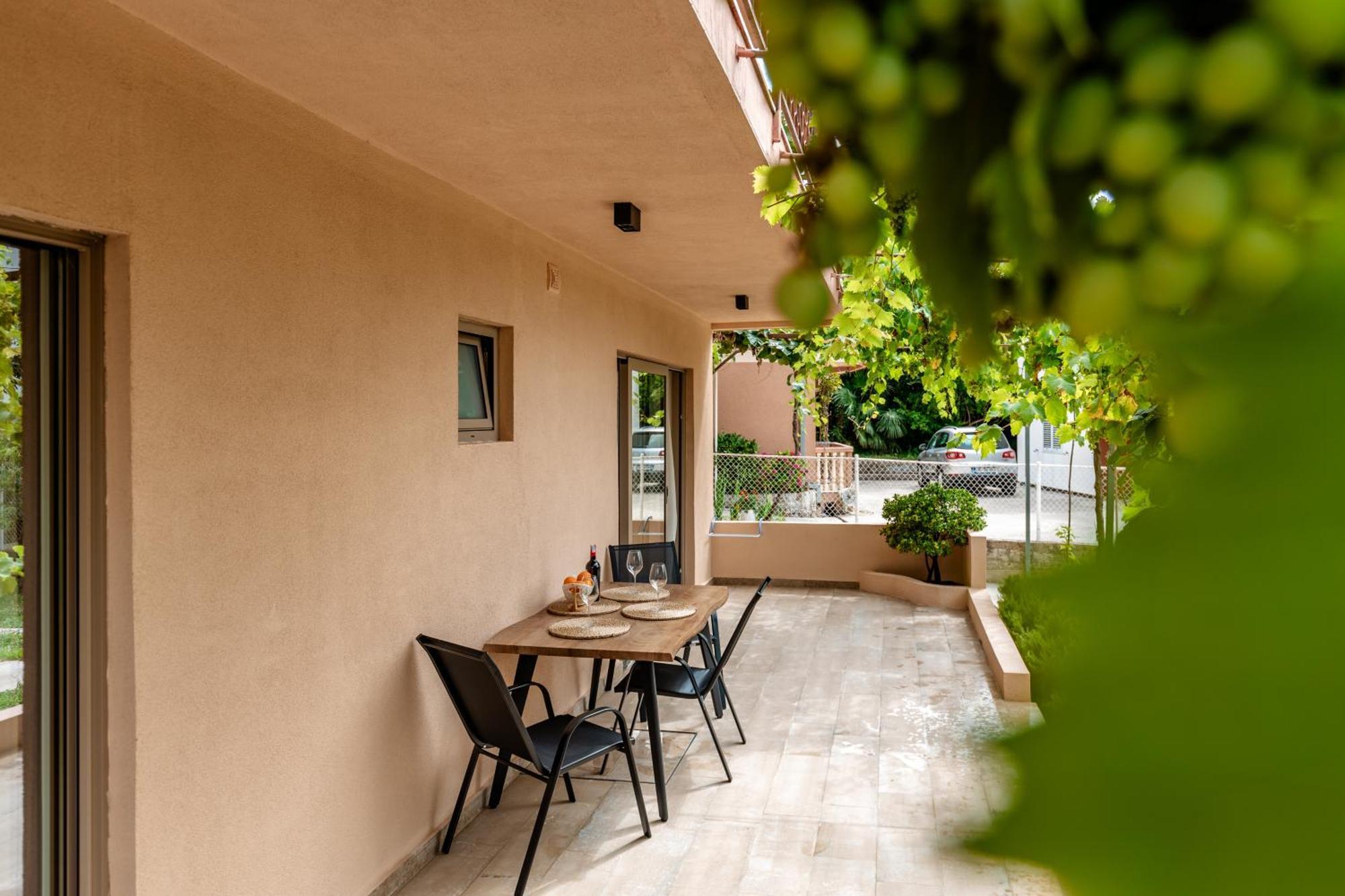 Apartment Mia Bijela Exterior foto